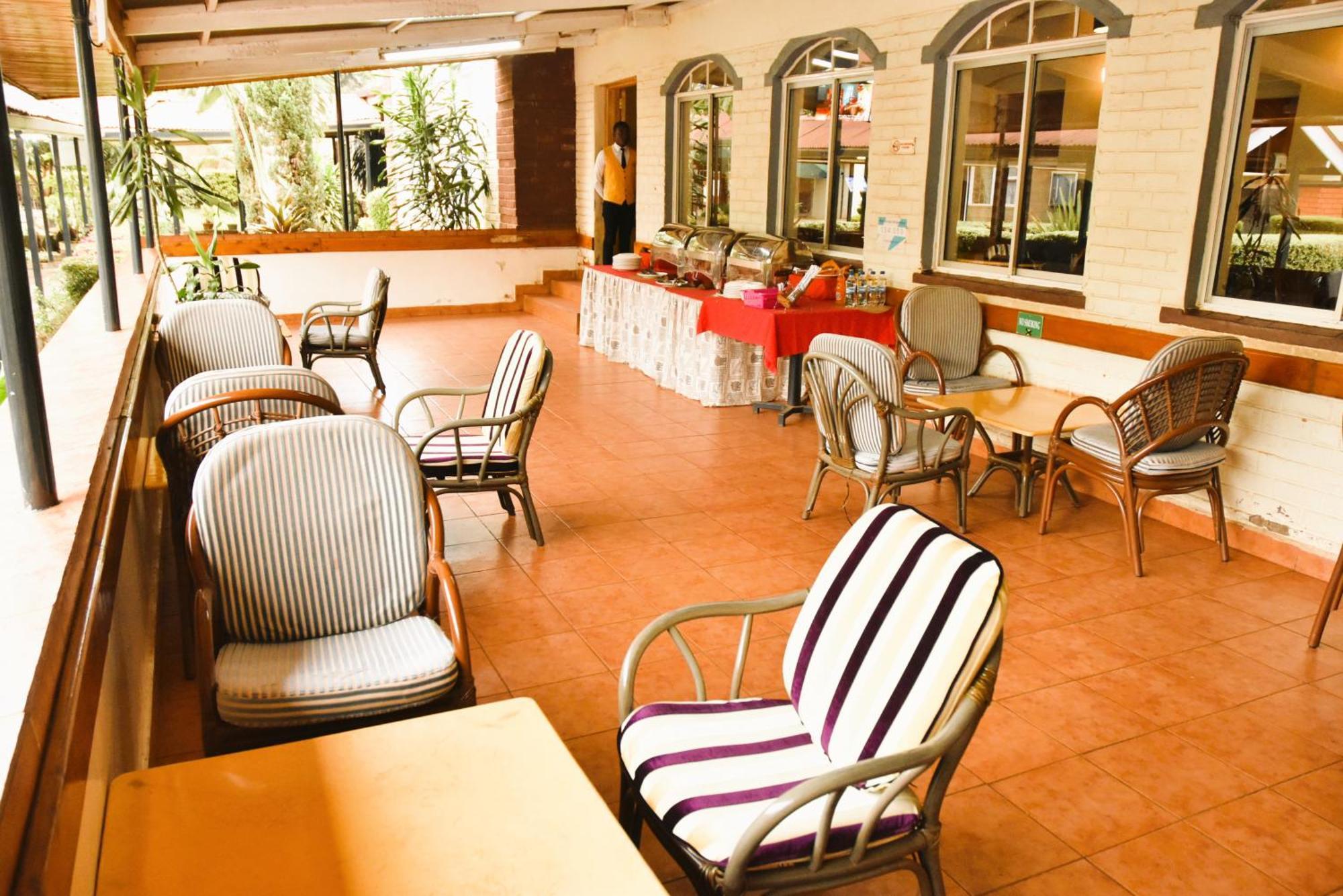 Wagon Wheel Hotel Eldoret Exterior foto