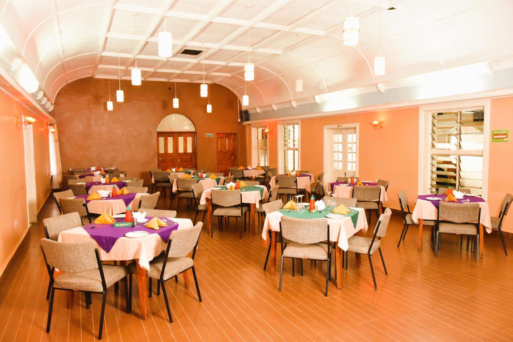 Wagon Wheel Hotel Eldoret Exterior foto